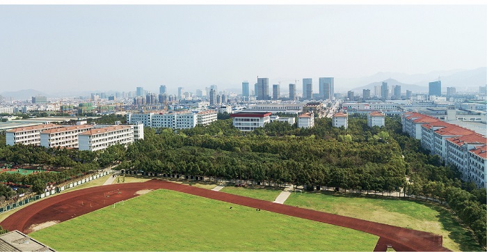 12职业发展风光.jpg 12职业发展风光.jpg