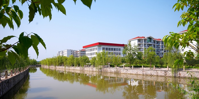 11职业发展风光.jpg 11职业发展风光.jpg
