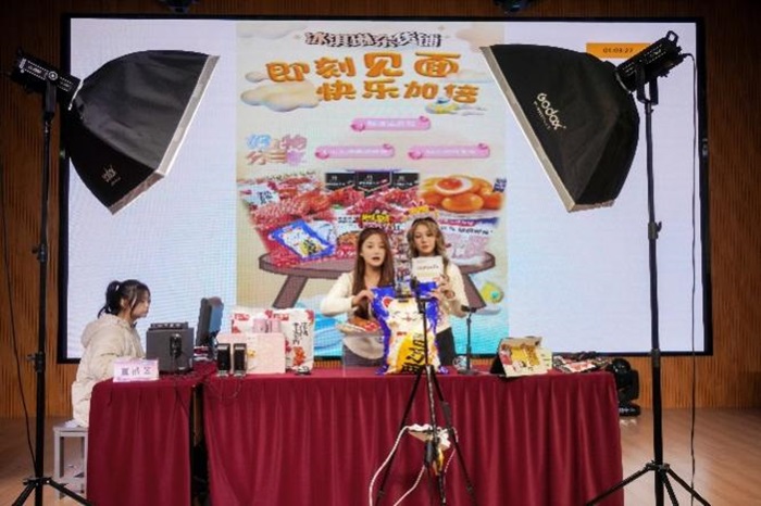 图片3.jpg 图片3.jpg