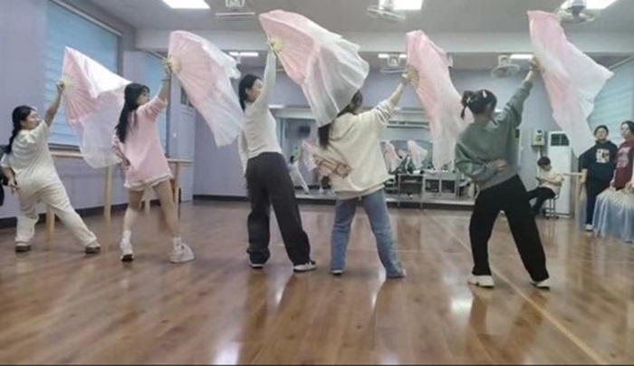 图片2.jpg 意昂体育手机版